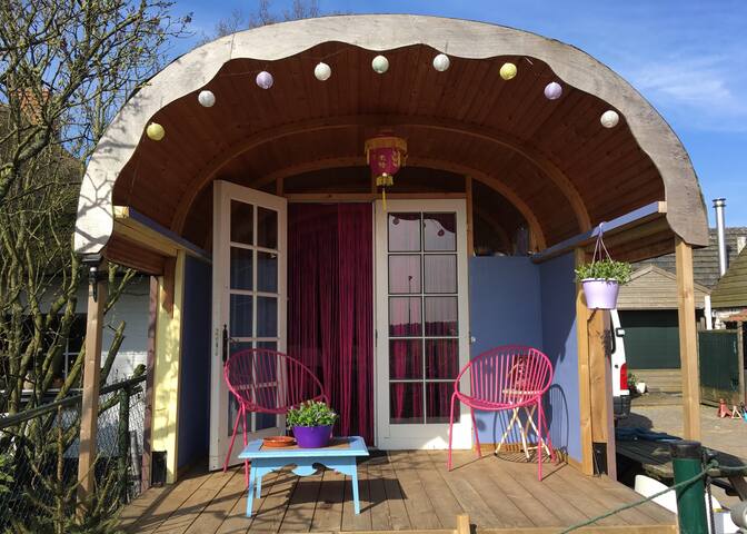 Unique Pipowagen / Tiny house with super view