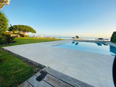 Le Ficus Iti: Beautiful beachfront villa, pool