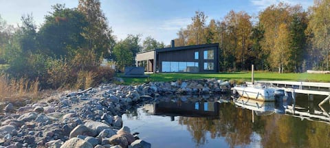 Architect-designed Archipelago house on small island in Piteå