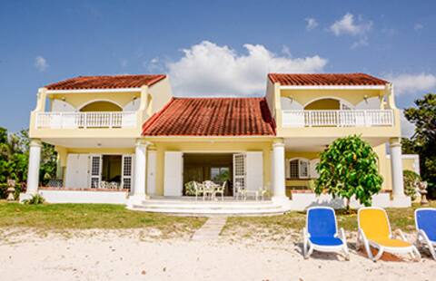 Negril Beach Villa