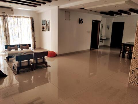 Studio Apartment with open kitchen and balcony
