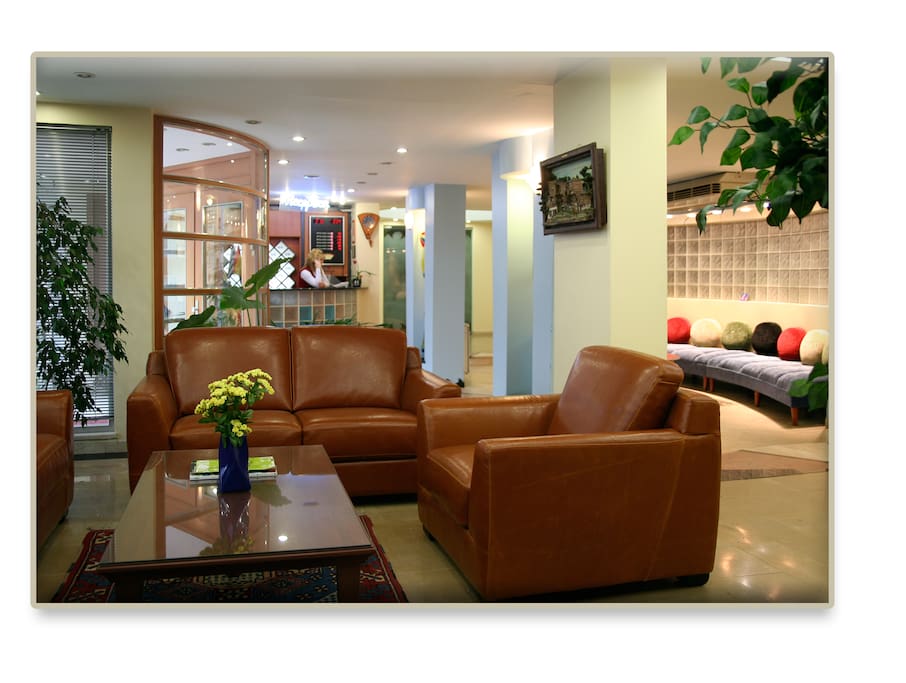 7/24 we have security and reception for your needs.