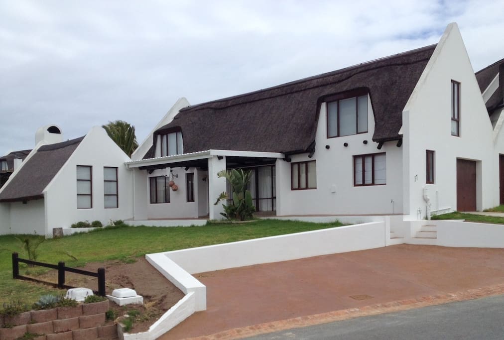 Main House & Boma (left) & Garage and Parking