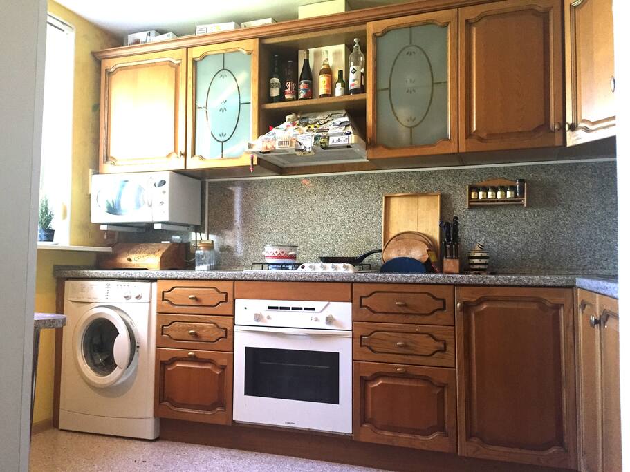 Кухня
Kitchen