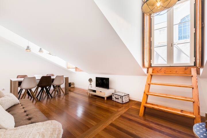 ☀ Stunning Views Loft ☀ Feel Graça & Alfama’s vibe gallery image 4