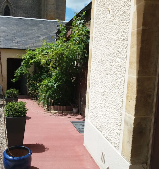 et l'allée