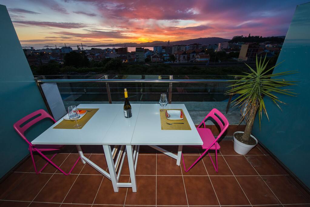 Terraza con vistas a la Ría de Vigo e Islas Cíes