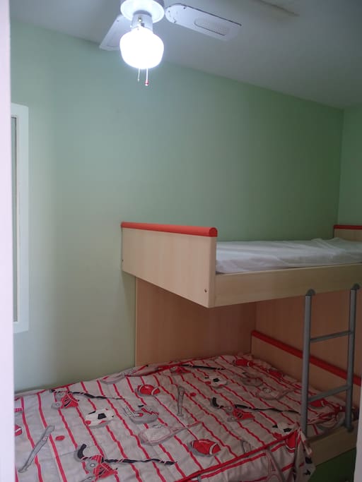 habitacion n°2 con 2 camas de 90