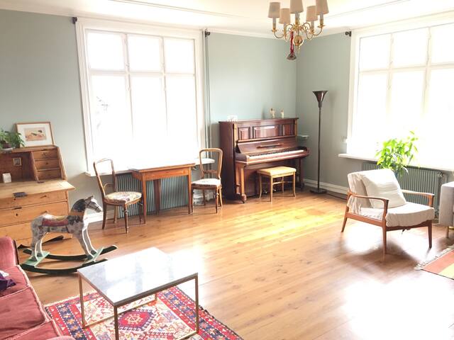 Villa with garden, dining hall and 11 beds in Oslo gallery image 4