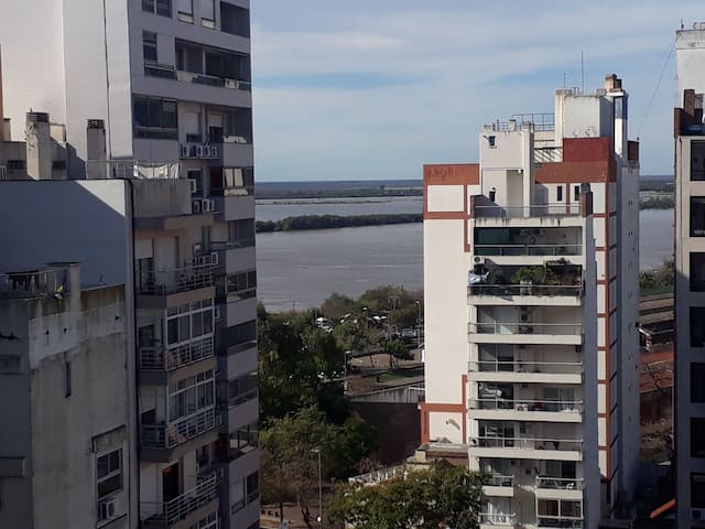 Agradable departamento a orillas del Río Paraná!!