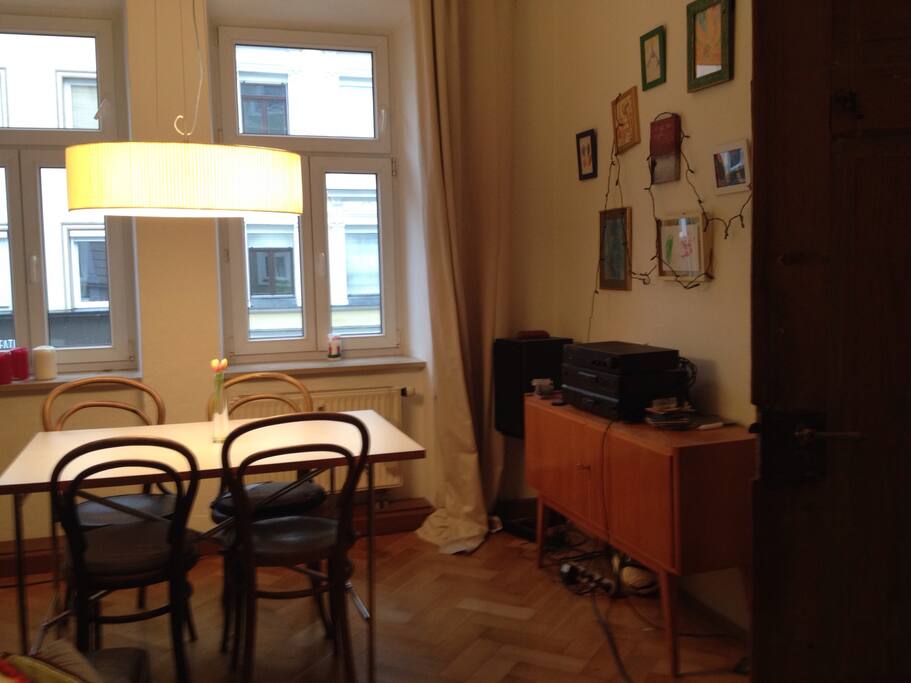 Living Room and Eatingroom