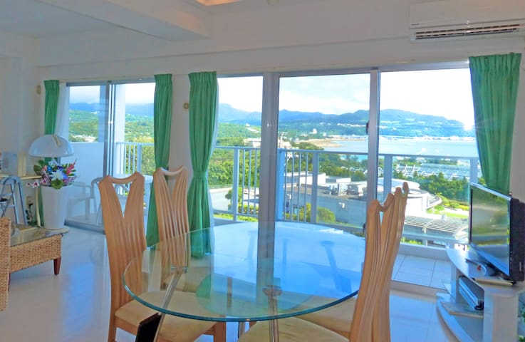 [4B] Walk to Aquarium, 2 baths, 68m2