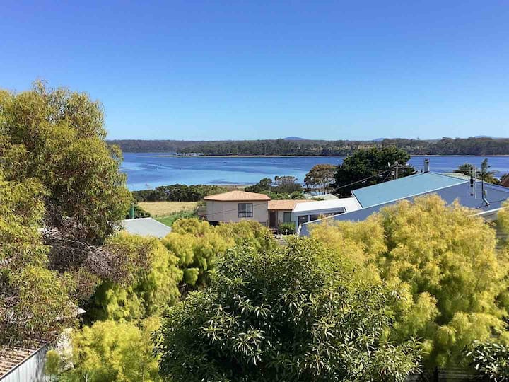 Lake Tyers Beach Holiday Rentals & Homes Victoria, Australia Airbnb