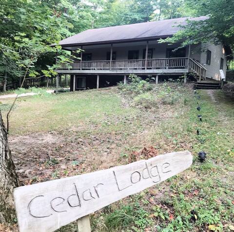 Rustic Lodge and Serene Lake Front Property