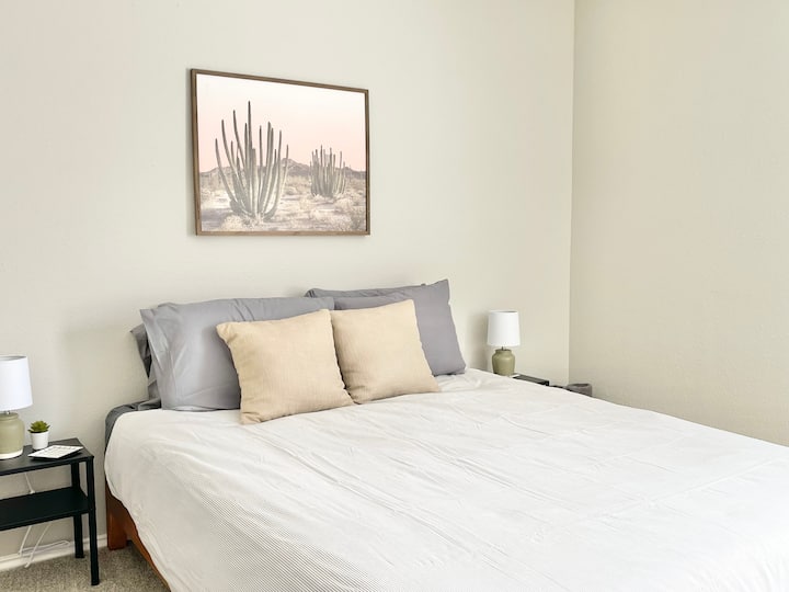 Cómoda cama tamaño queen