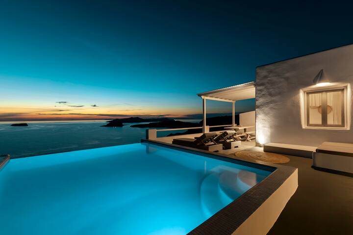Sunset Pool Villa gallery image 4
