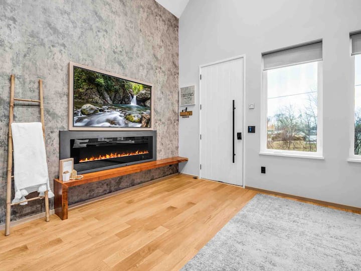 Cedar Hill-king Bed-hot Tub-loft - Asheville, NC