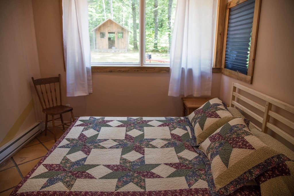 Cabin Bedroom with Queen