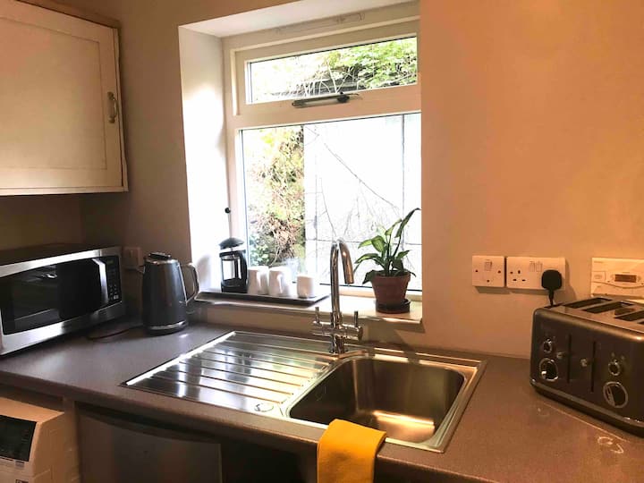 A Cosy Guest Suite With Private Parking - Symonds Yat