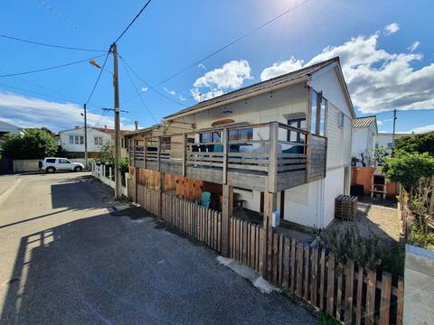 Typical wooden chalet with terrace 30 m and garden