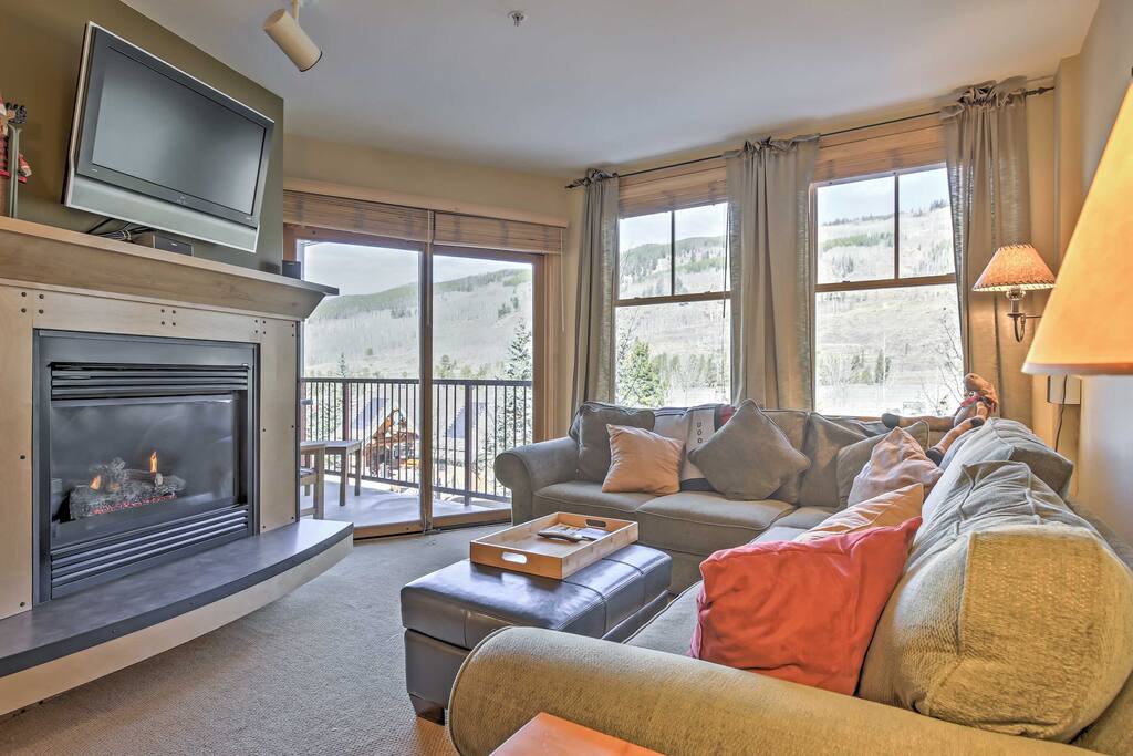 This 1-bedroom, 1-bathroom condo is so cozy!