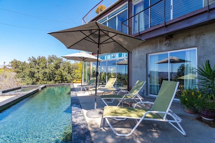 Unique modern Hilltop w/ Pool & spectacular views gallery image 2