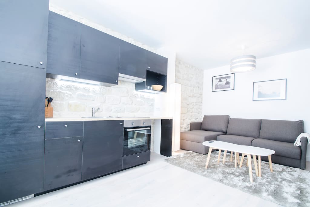 Living room - Kitchen
