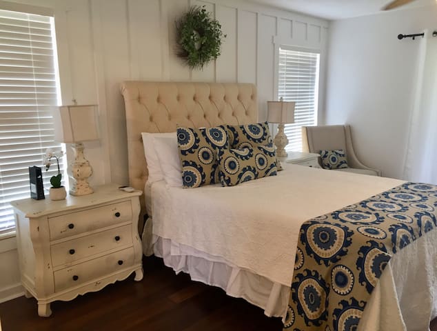 Marco Island  Entire Guest Suite private entrance