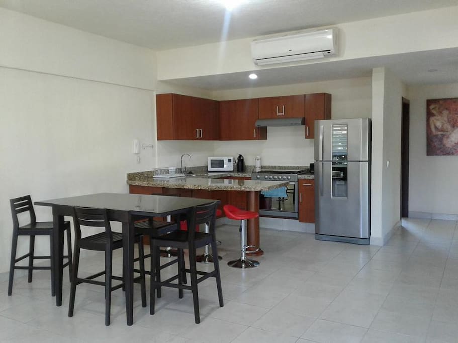 Kitchen & Dining area