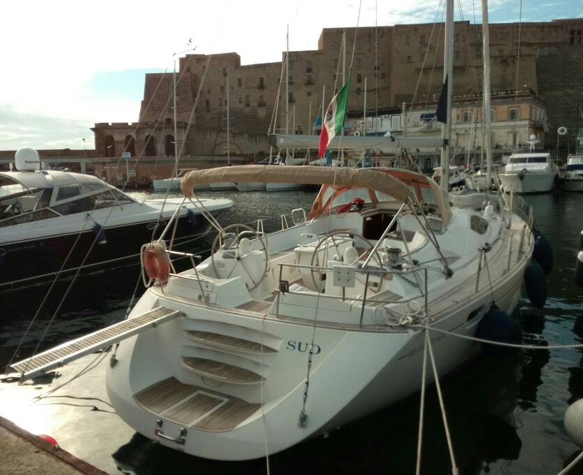 Ormeggio al Borgo dei Marinari
