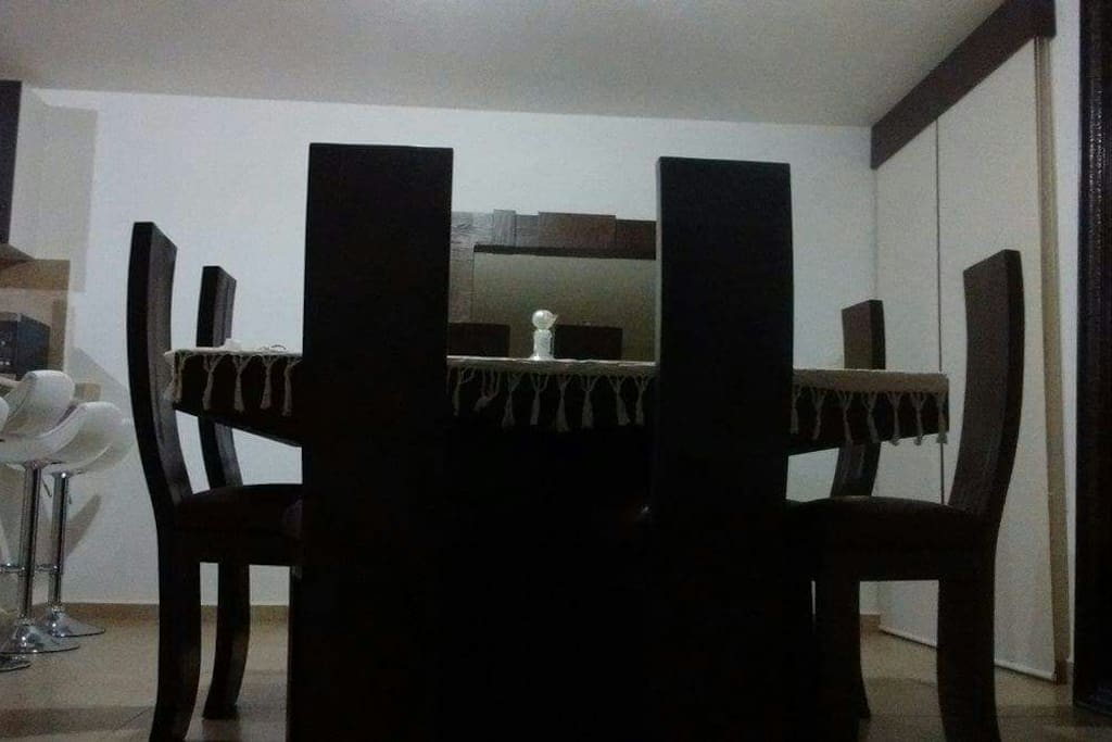 El comedor es para 8 personas