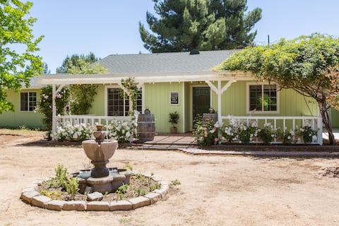 Temecula Wine Country Cottage in the Vines.