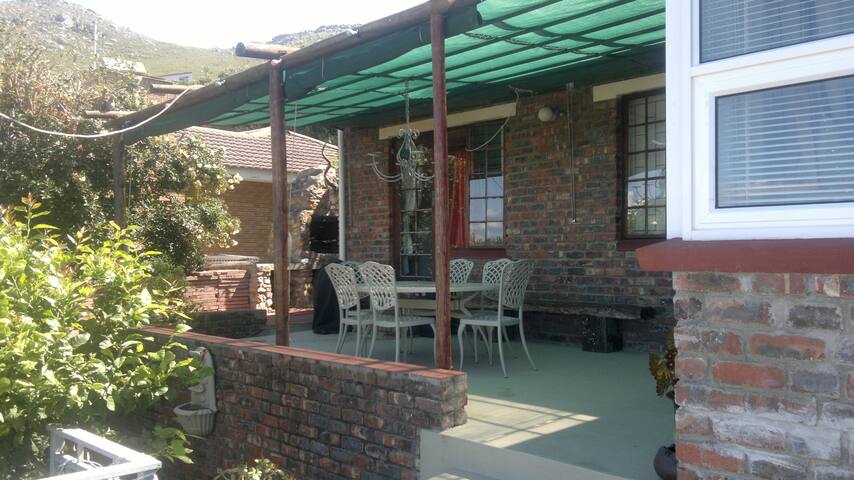 Tubular Swells Self Catering Guest House gallery image 4