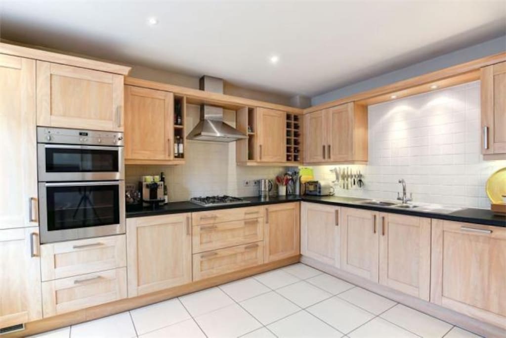 Kitchen/ Breakfast room