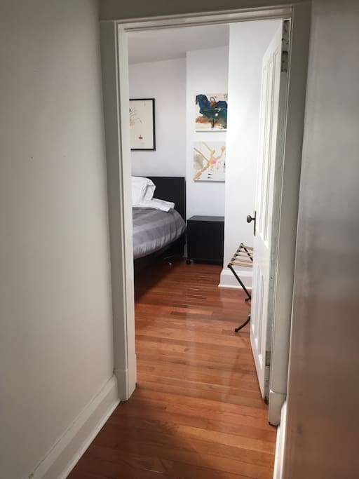 Hallway to bedroom 1