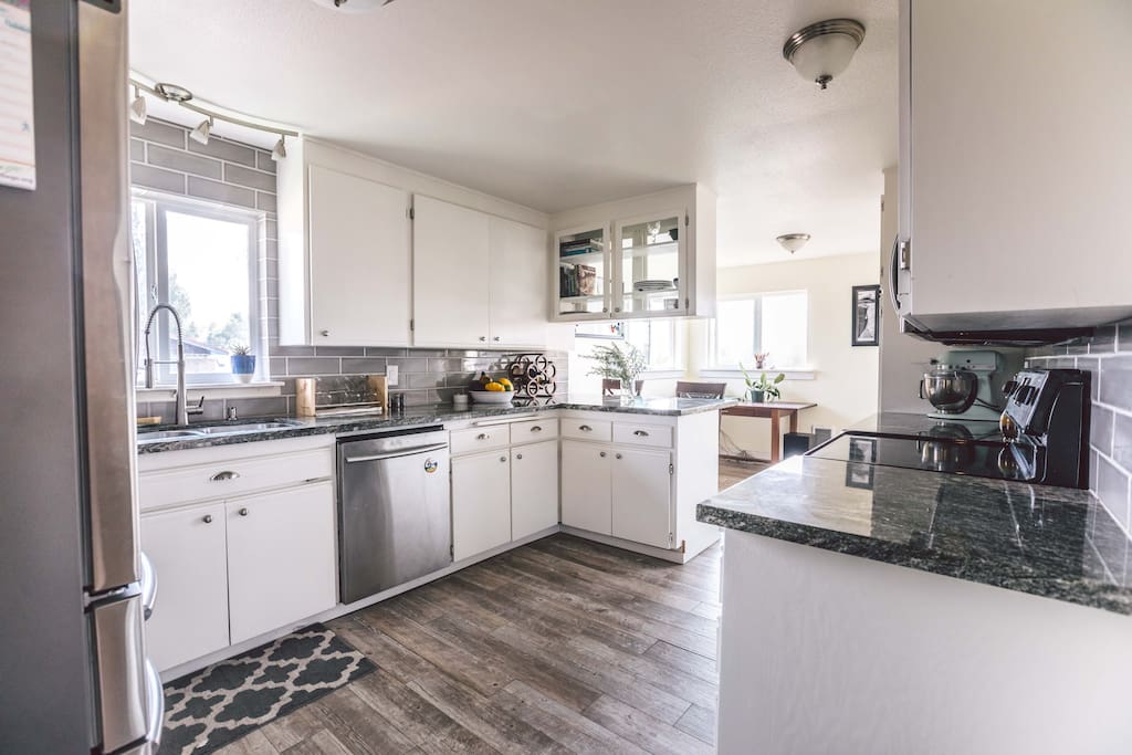 Updated shared kitchen with all your basic needs