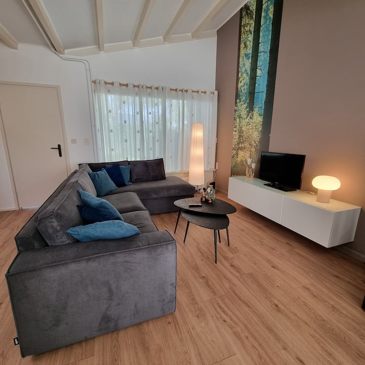 Knusse Bungalow Nabij Meer & Strand: Pure Vakantie - Hillegom