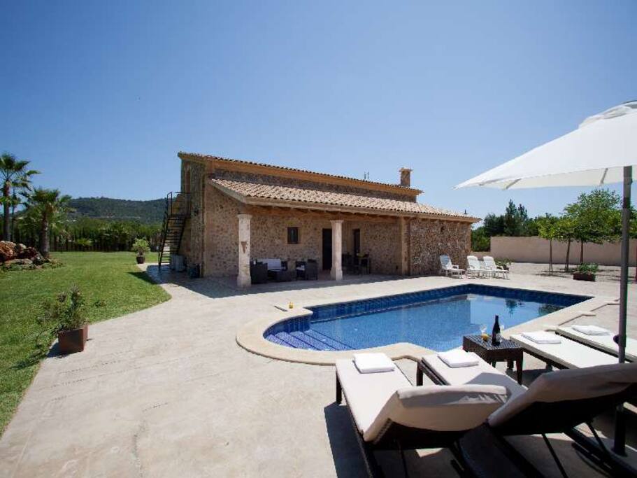 Pool Area 1-2