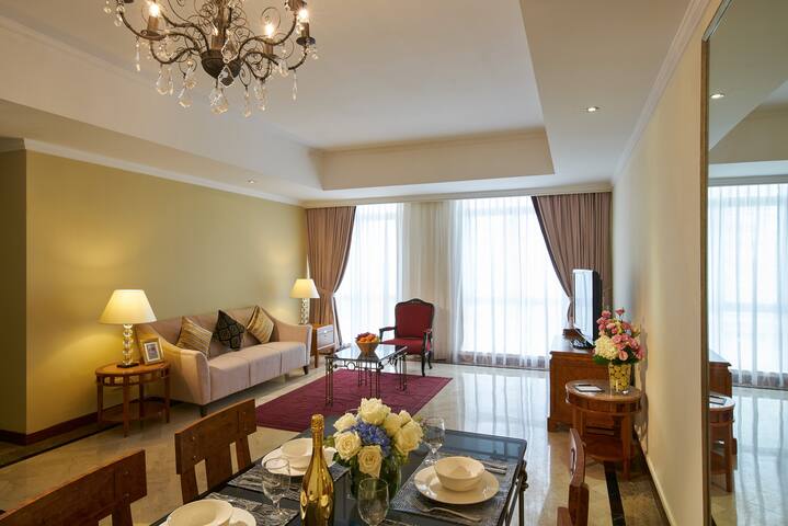 Spacious 3BR Apt in the Heart of Orchard Road gallery image 5