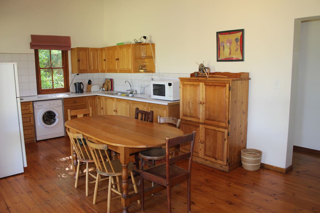 fully equipped kitchen