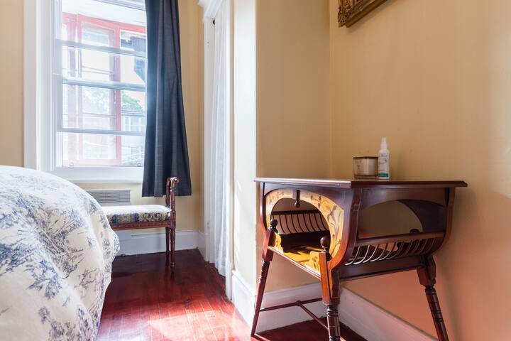 Listing in Quebec City