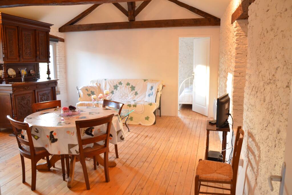 Séjour côté chambre