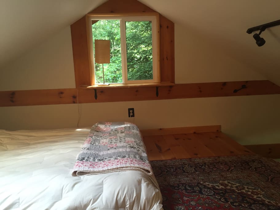 Queen size TempurPedic mattress in loft