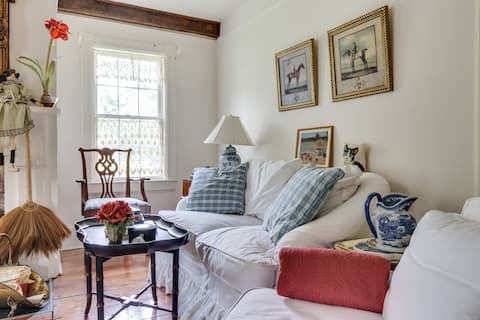 Top performing Airbnb: Cozy guest suite bedroom plus living room in Poughkeepsie / Newburgh