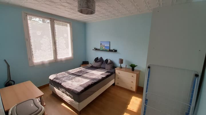 Malá izba pre 2 osoby.