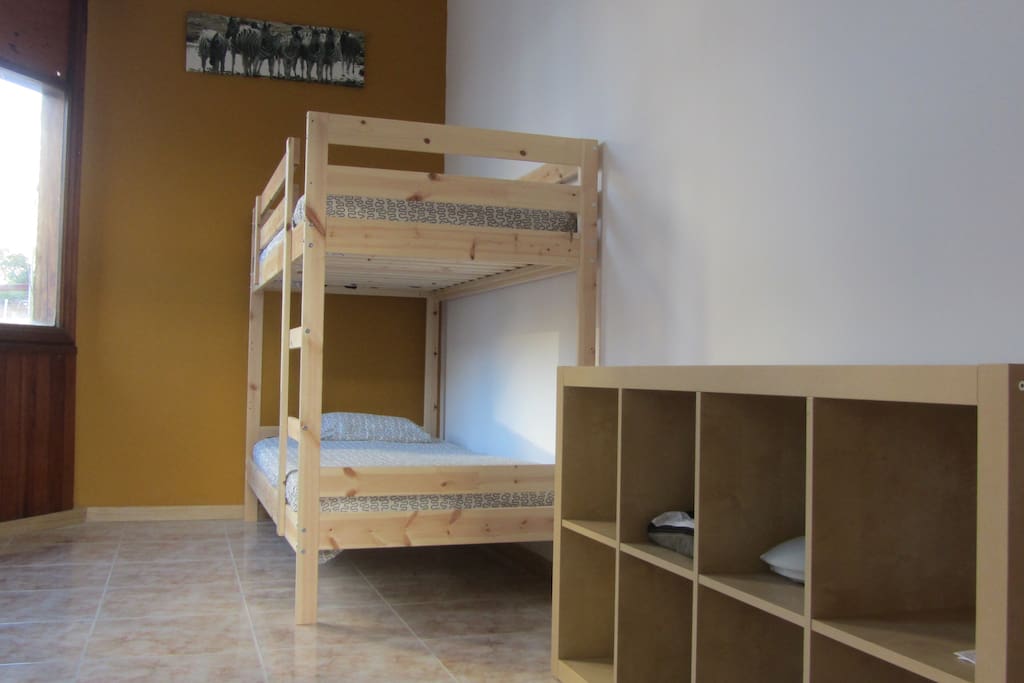 Habitación con vistas parciales al mar