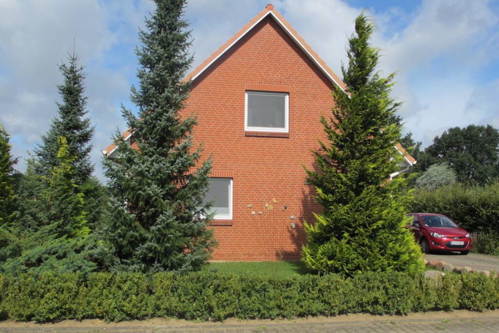 Straßenansicht