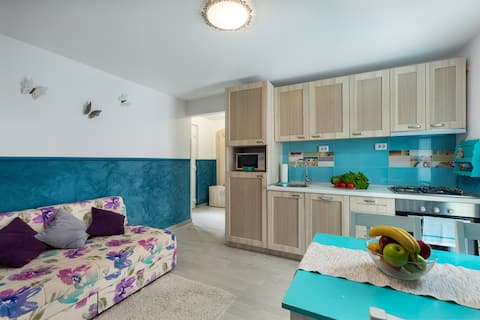 Successful Airbnb property: Eco App: Hot tub, BBQ, Garden, Bikes, Free EV CHG in Mihatovići