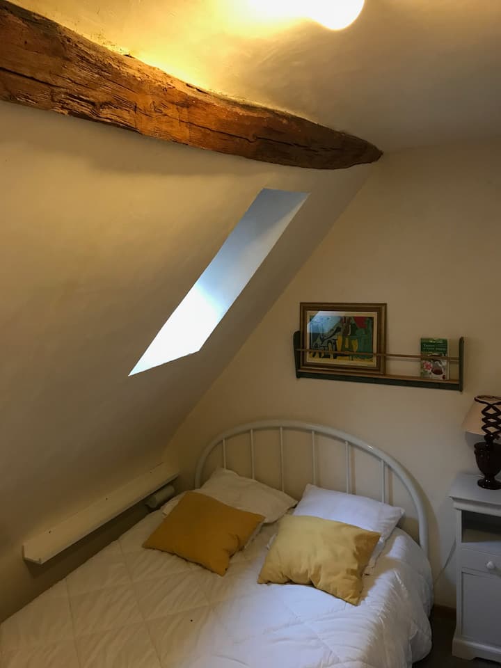 upper chamber