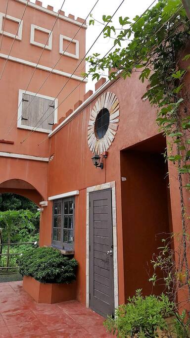 Nai Harn Guesthouse